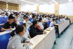 高一高二年级近150人参加了讲座